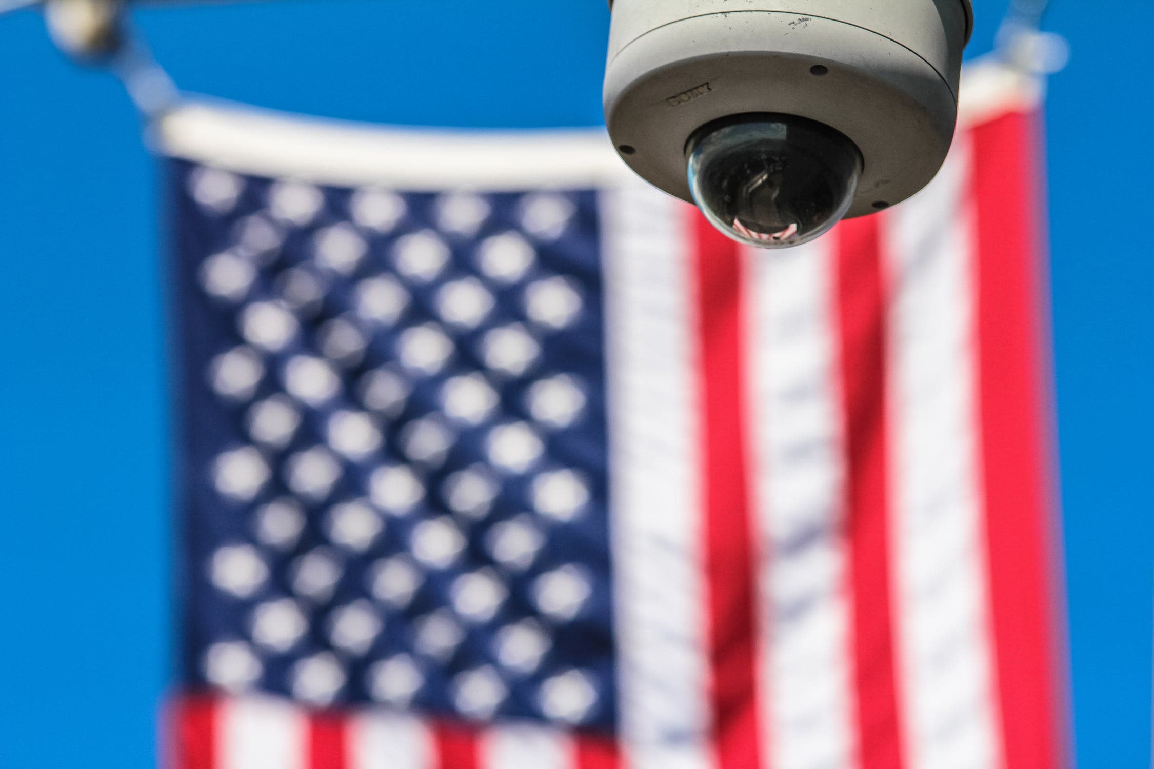 China Tell Trump to Buy Huawei To Avoid Spying